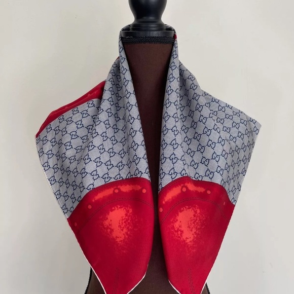 Gucci Gray and Red Scarf - Picture 3 of 12